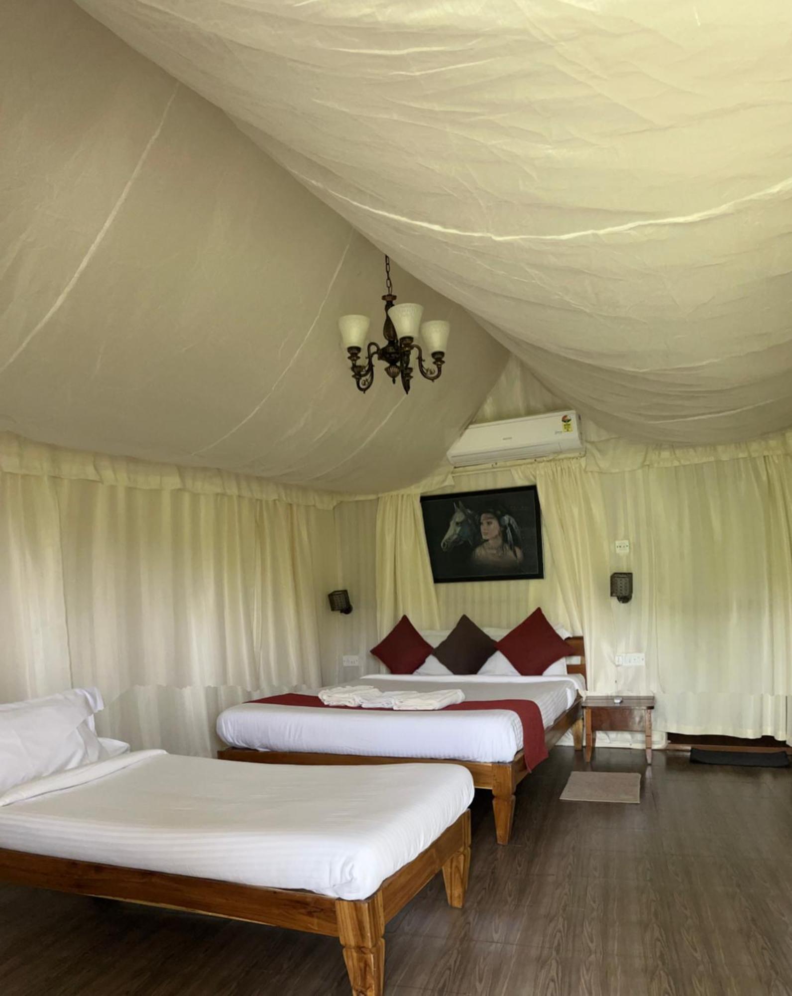 Hotel Wilderness Jungle Camp Malavalli Exterior foto